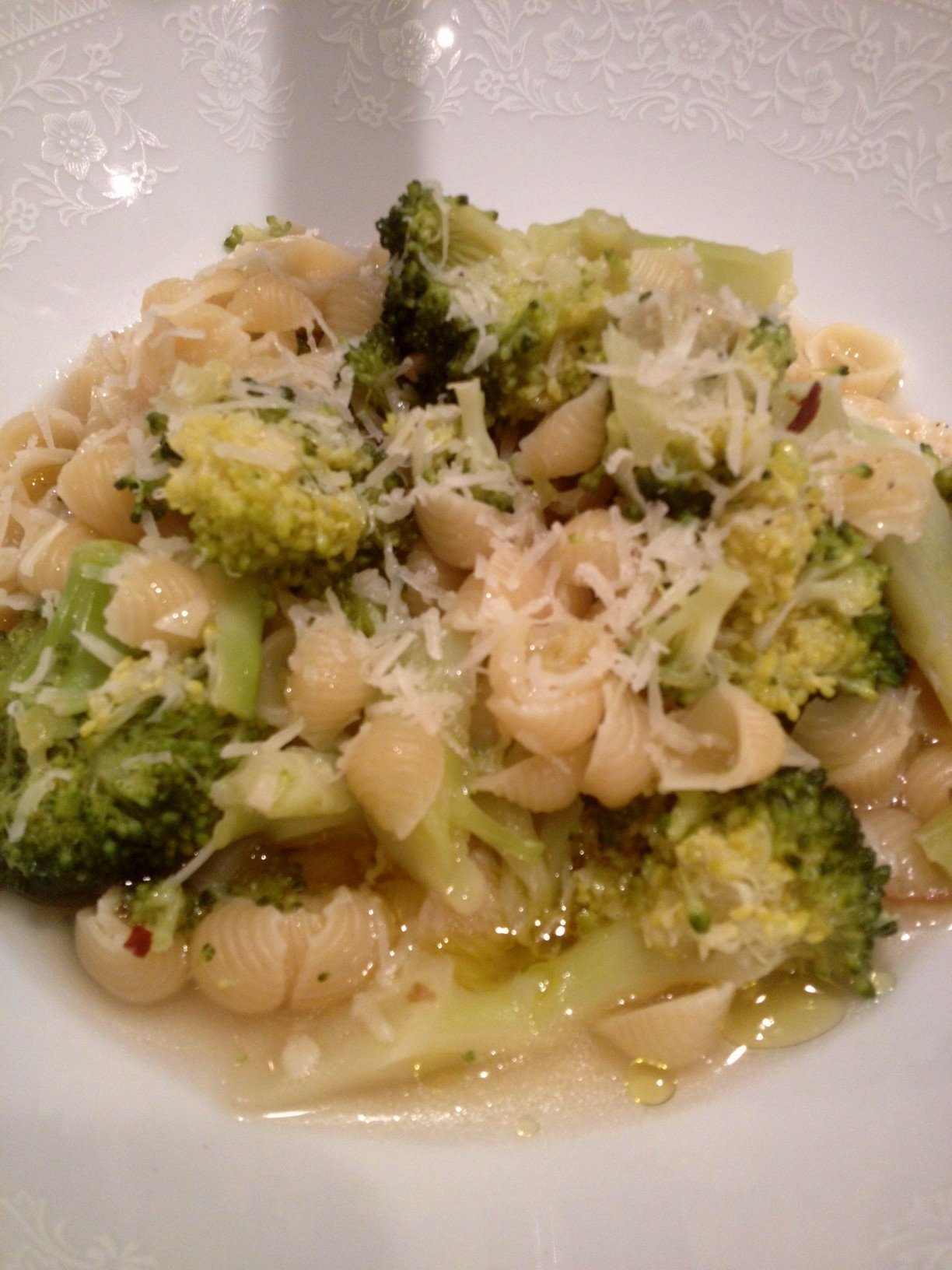 Shell Pasta with Broccoli